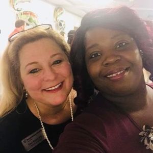 Meet your Posher, Traci